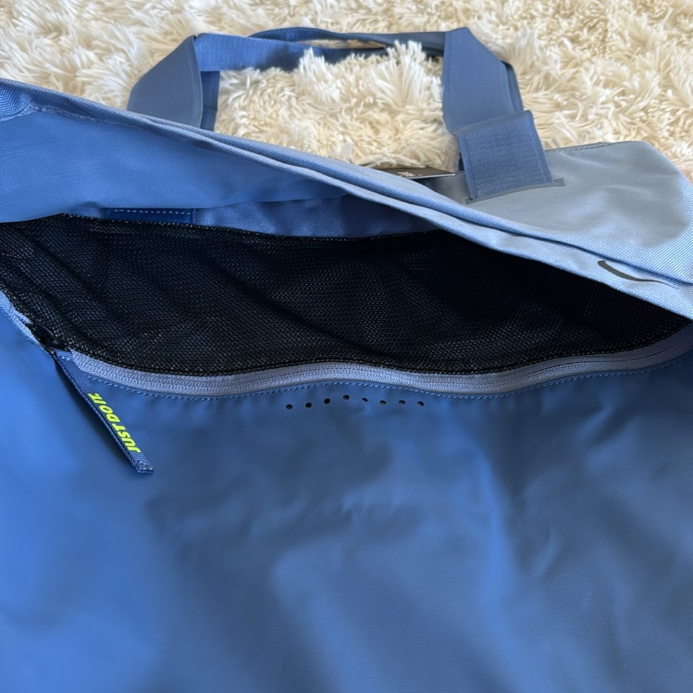 Nike Radiate 20L tote bag - Picture 3 of 11